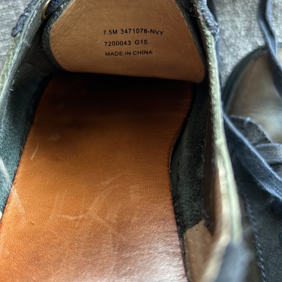 Frye Size 7.5 shoes - Picture 4 of 5
